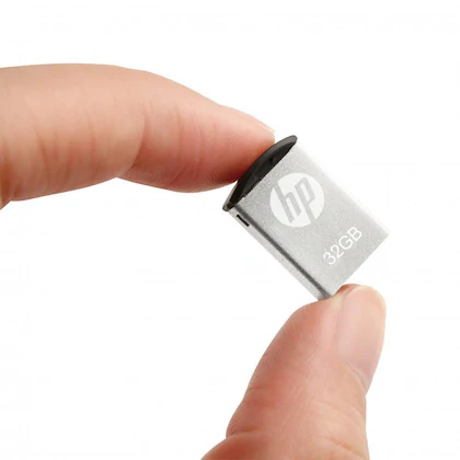 USB ფლეშ მეხსიერება | USB Flash Drive HP HPFD222W-32GB  / Silver